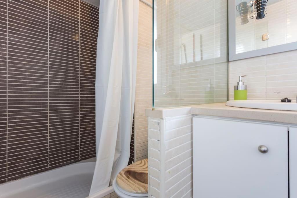 Piso De 2 Habitaciones, 3 Piscinas Y Cerca Del Mar Росес Екстериор снимка